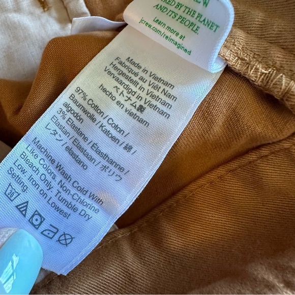 J. Crew | Pleated Cropped Straight Chino Pant in
Burnt Caramel Size 8 - Picture 7 of 9